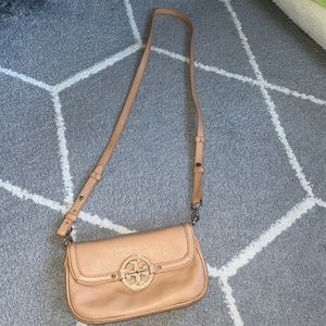 Authentic Amanda Classic Crossbody Tory Burch